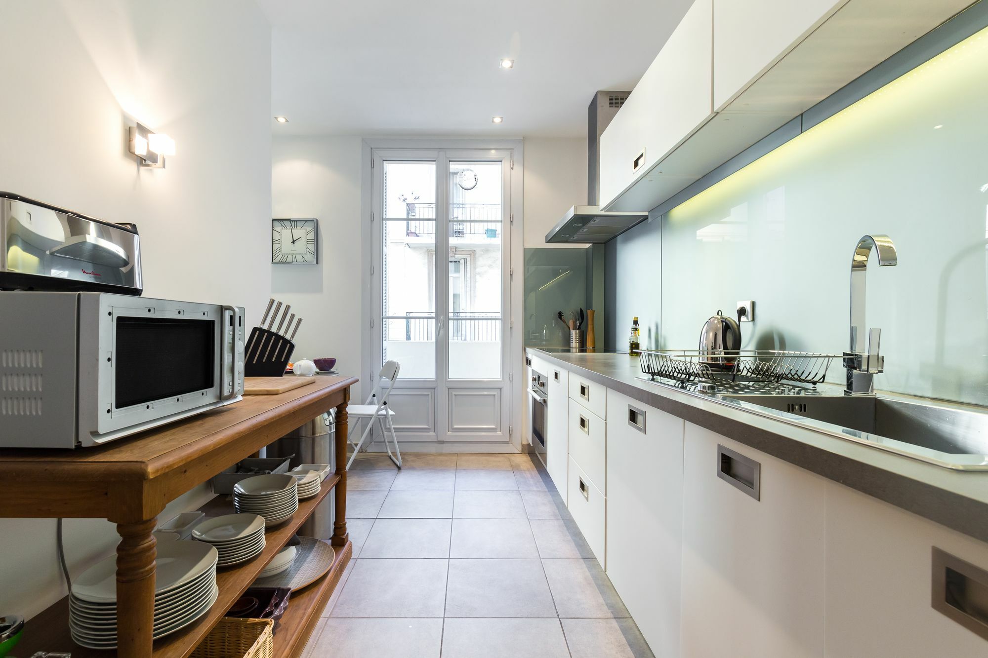 Centrally Located Modern 2 Bed Apartment In Cannes With Aircon And High Ceilings And Modern Design 696 Esterno foto